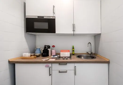 Adore Rooms & Apartments