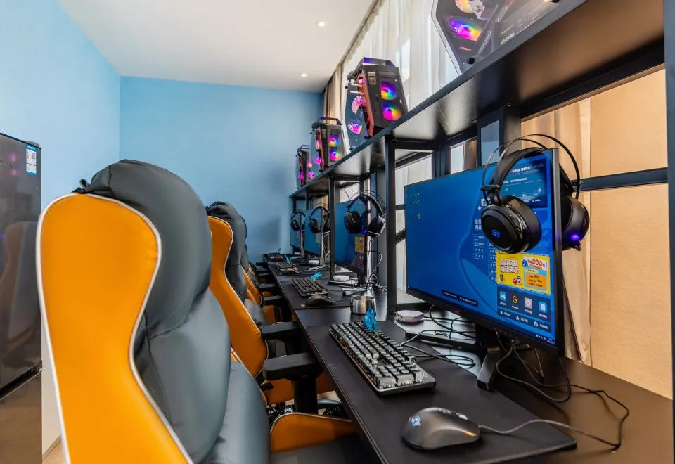 Netfish E-sports Hotel (Guangzhou Convention and Exhibition Center Guangzhou Tower)