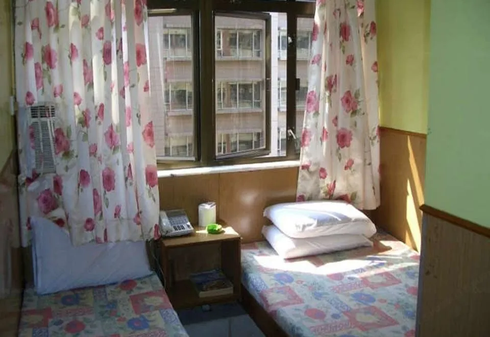 Li's Chain Hostel