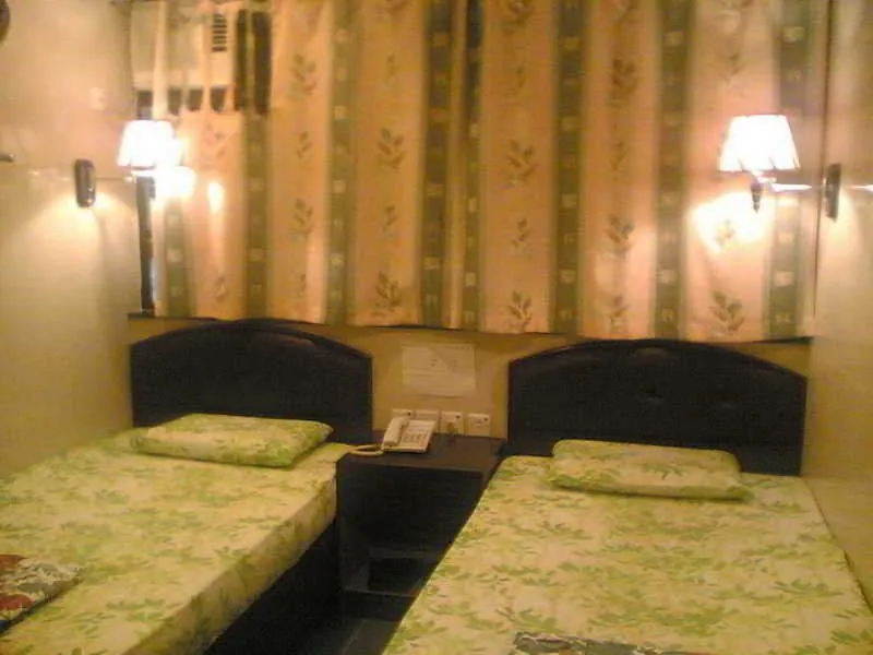 Li's Chain Hostel