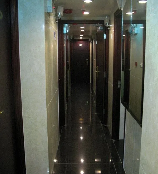 Oriental Pearl Hostel