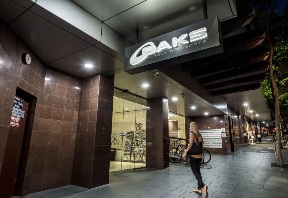 Oaks Sydney Castlereagh Suites