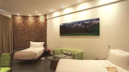 Waterstones Hotel Mumbai