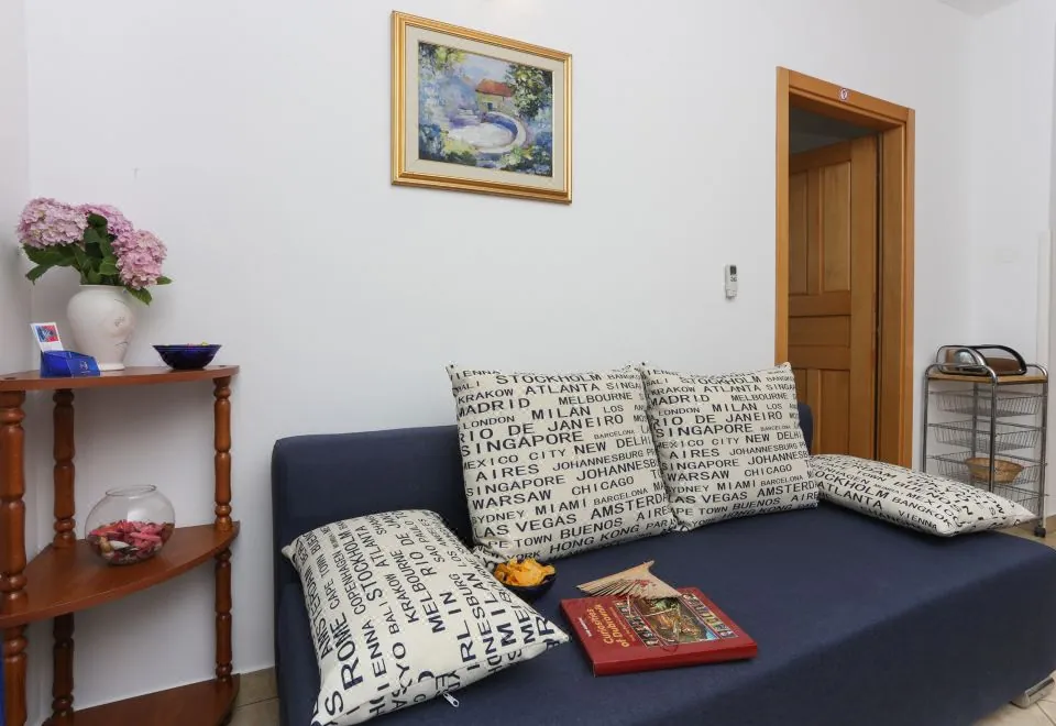 K-apartments