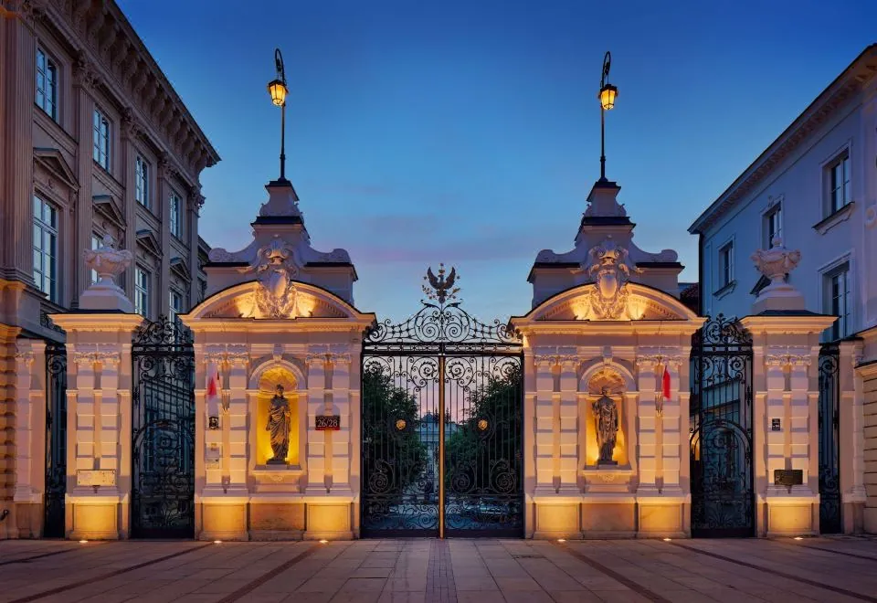 Hotel Verte, Warsaw, Autograph Collection
