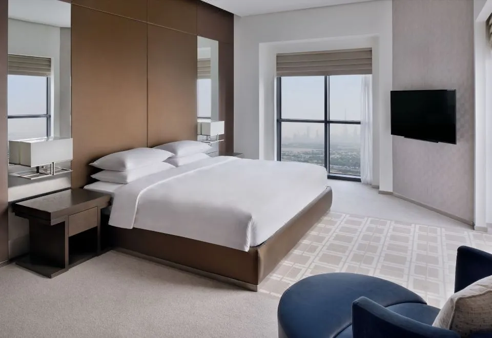 Hyatt Regency Creek Heights Residences