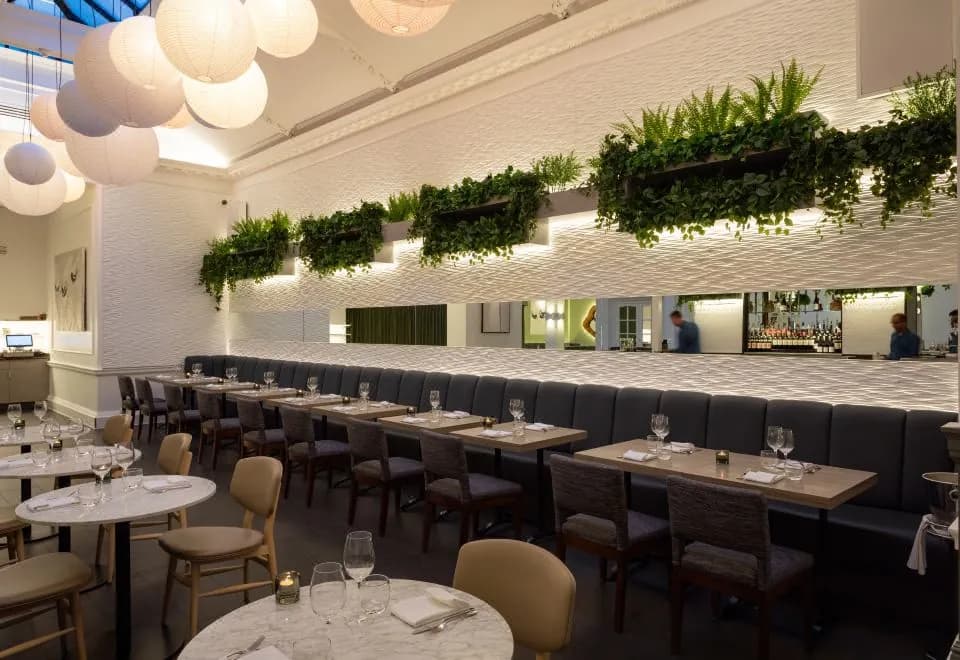 Radisson Blu Hotel, London Euston Square (formerly Grafton)