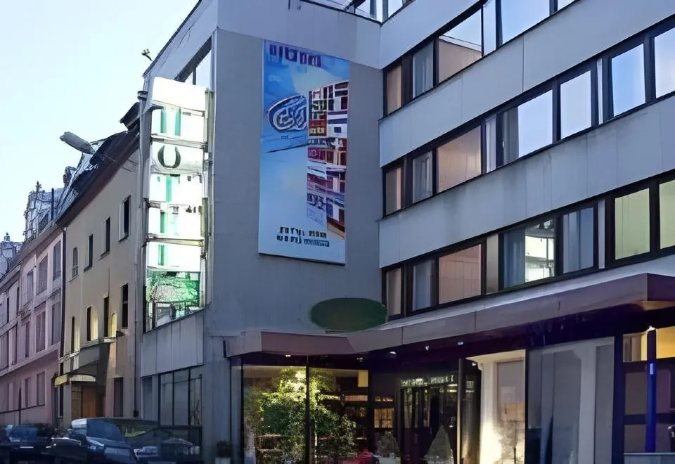 Hotel Condor