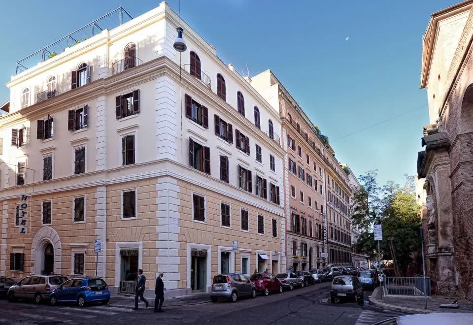 Hotel Golden