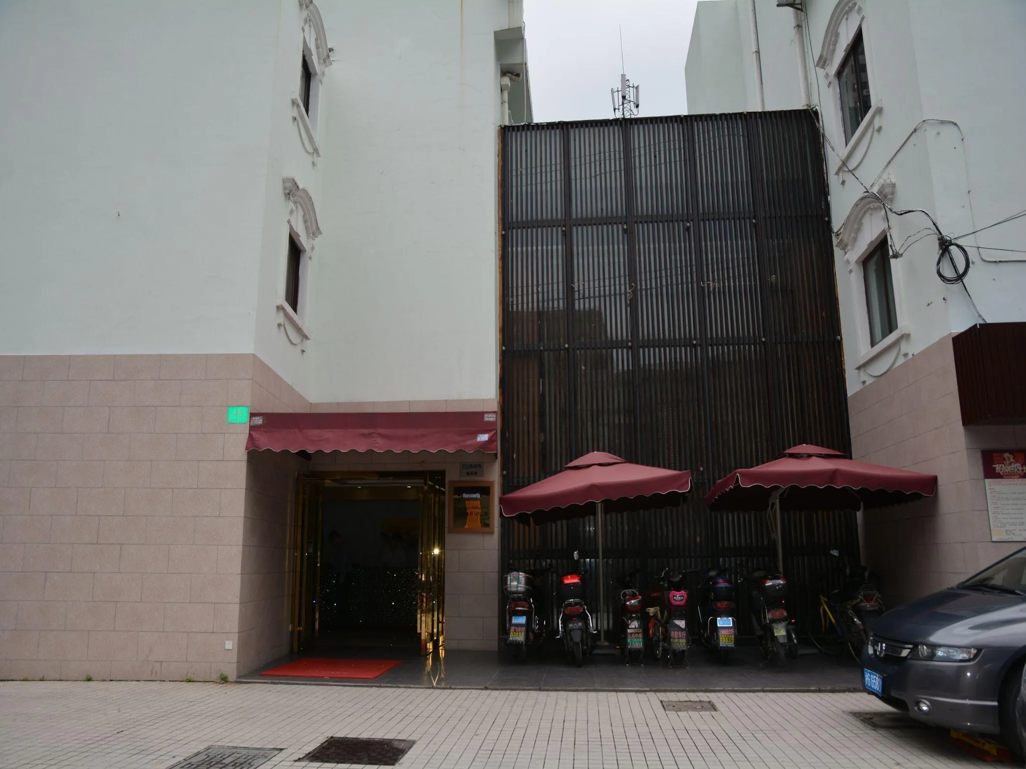 Harcourts Kailun Hotel