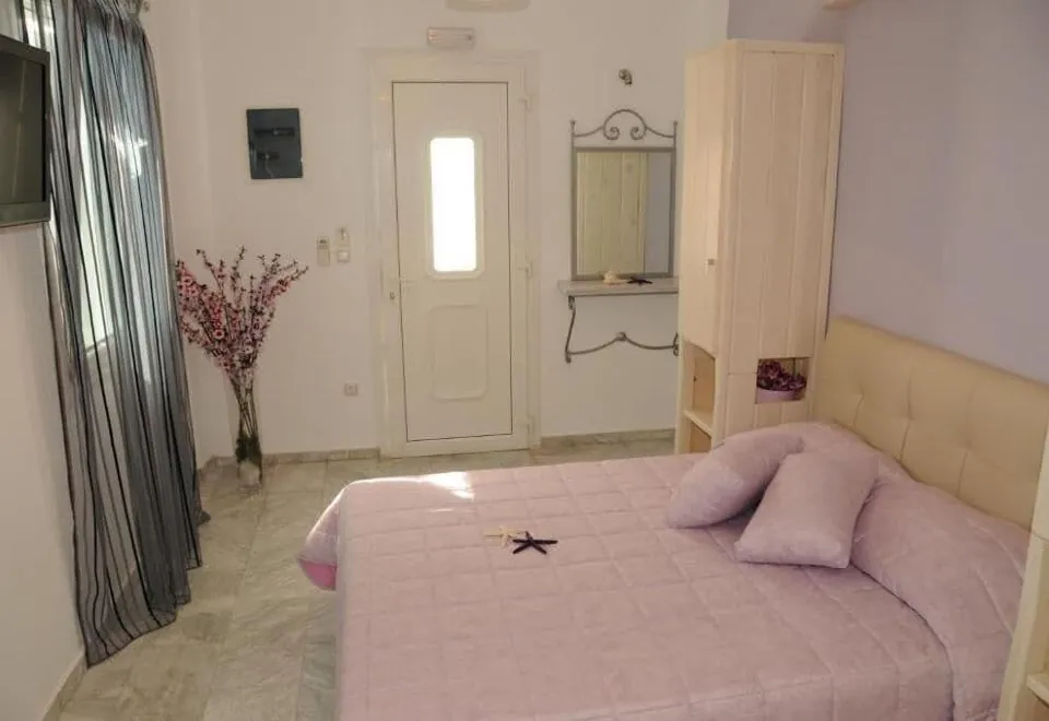 Starlight Luxury Studios