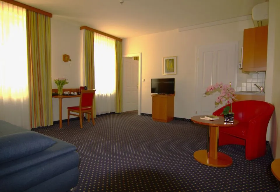 Suite Hotel 900 m Zur Oper