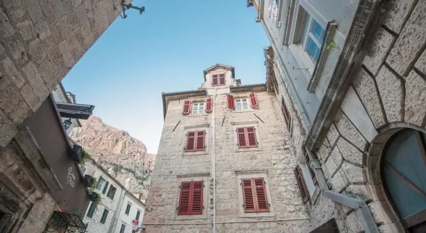 Hotel Rendez Vous