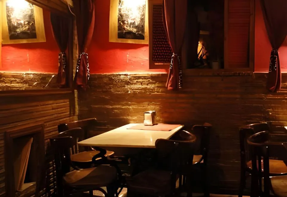 Hostal El Cascabel