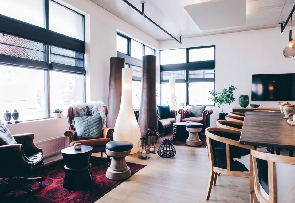 Eyja Guldsmeden Hotel
