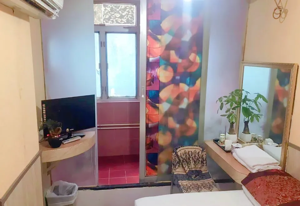 Marbo Villa (Hostel)