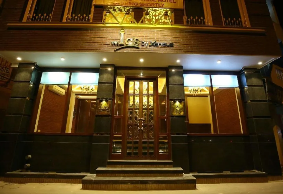 The IC's Hotel