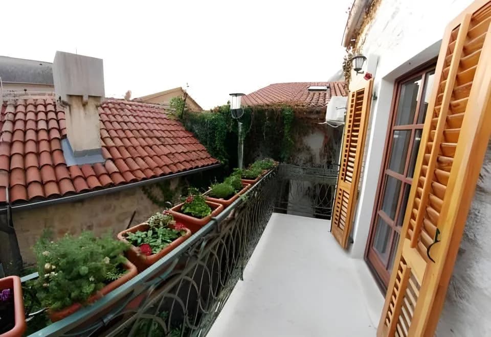 Apartments Wine House Old Town