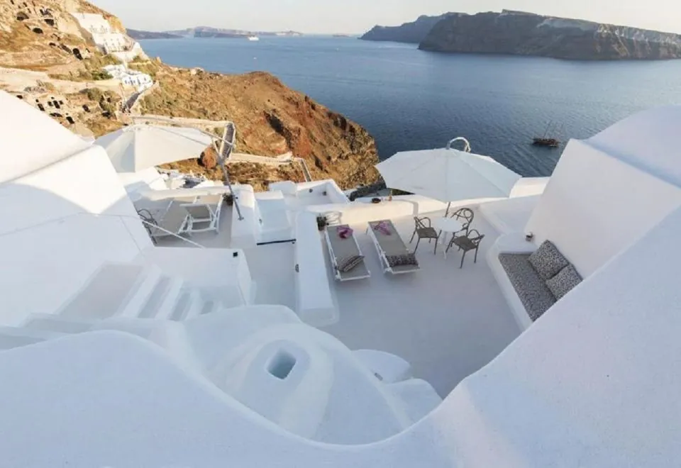 The Architect's Cave House