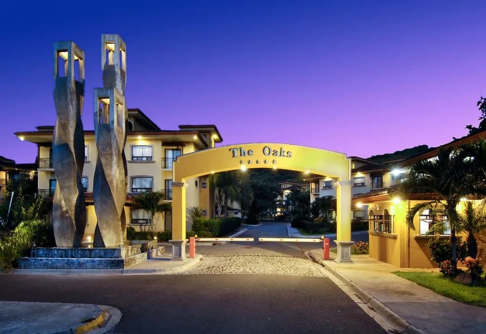 The Oaks Tamarindo Condominiums
