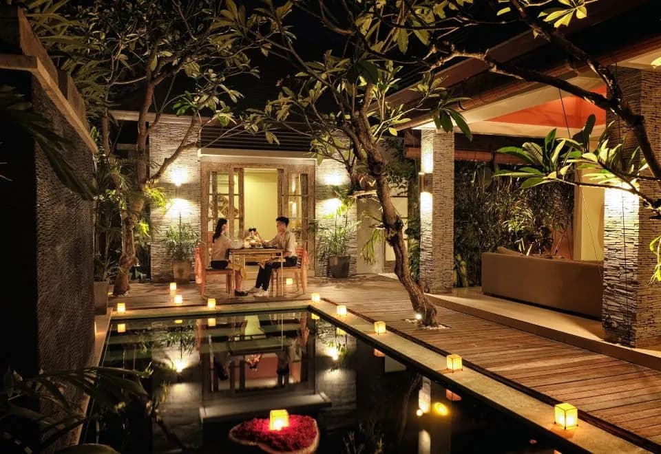 The Wolas Villas