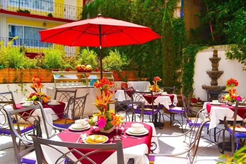 HOTEL LUCA