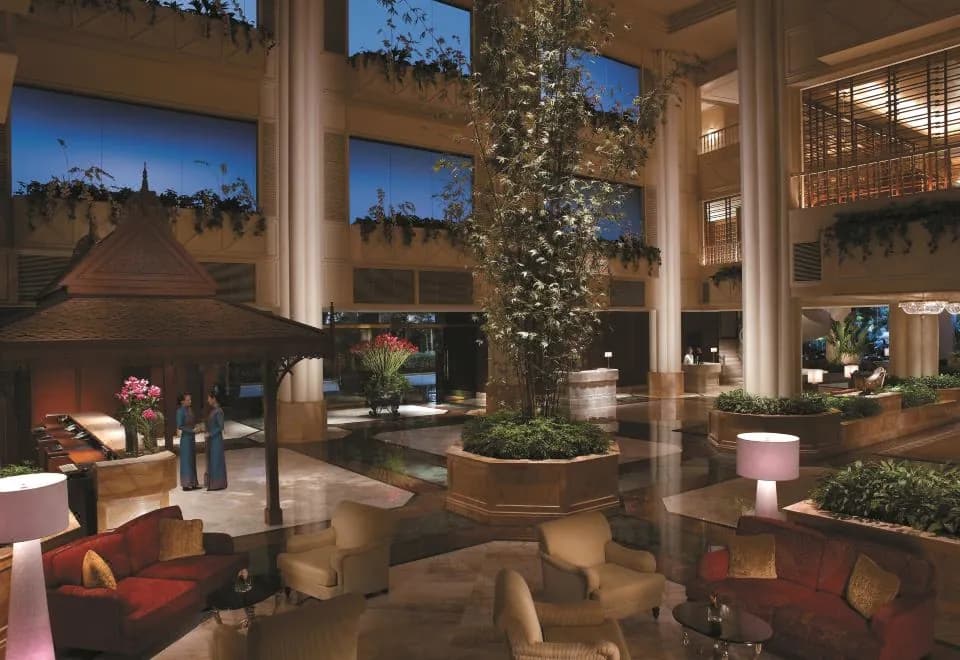 Shangri-La Hotel Bangkok