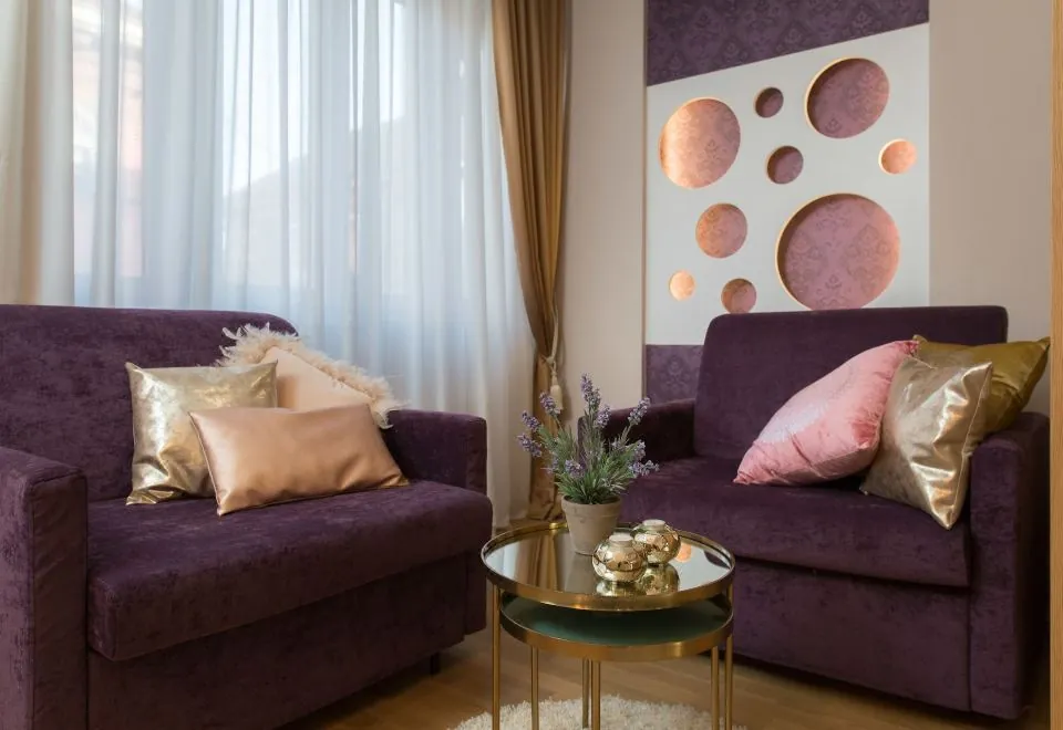 VIP ROOMS