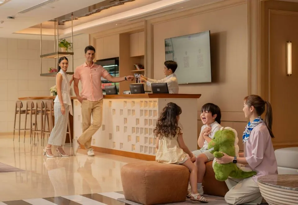 Novotel Living Bangkok Sukhumvit Legacy