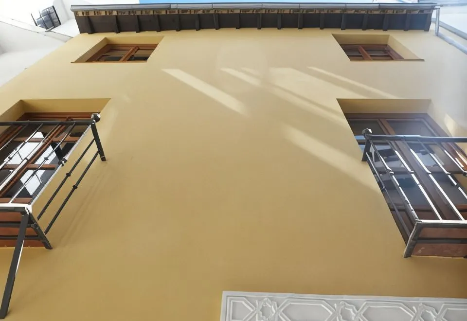 Apartamentos Nahira Suites 3000