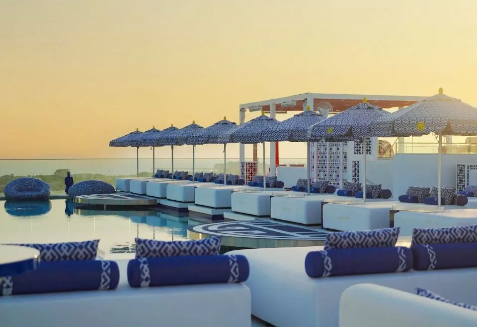 Radisson Beach Resort Palm Jumeirah