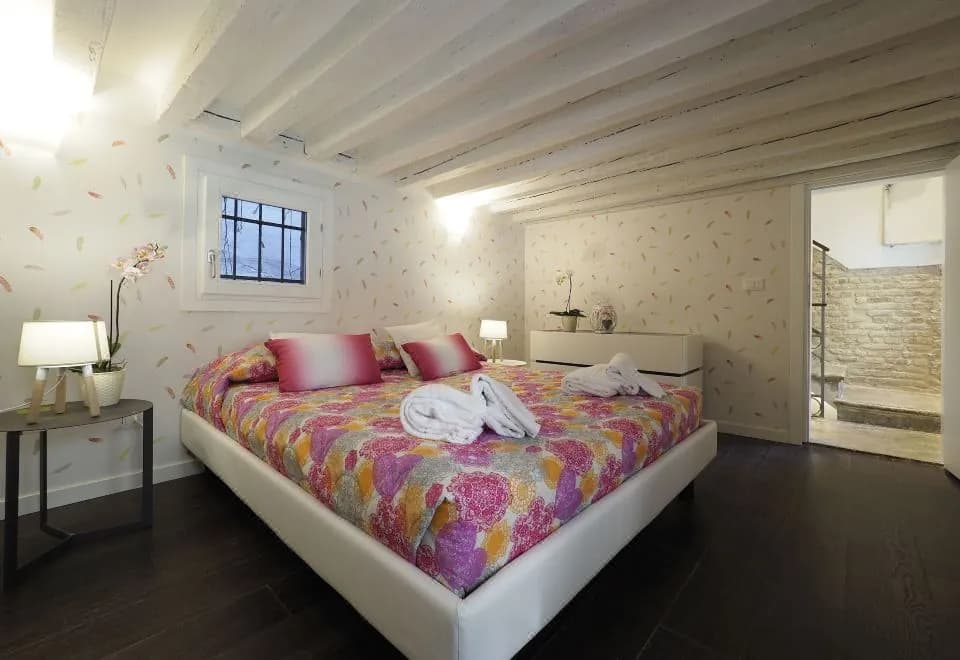 Majestic Rialto House