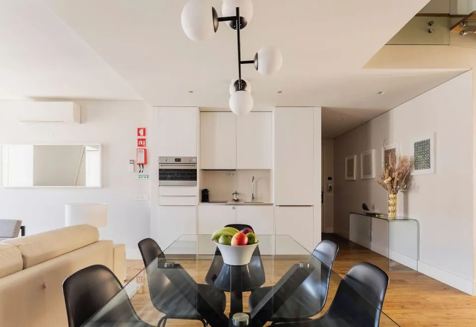 Chiado Square Apartments | Lisbon Best Apartments
