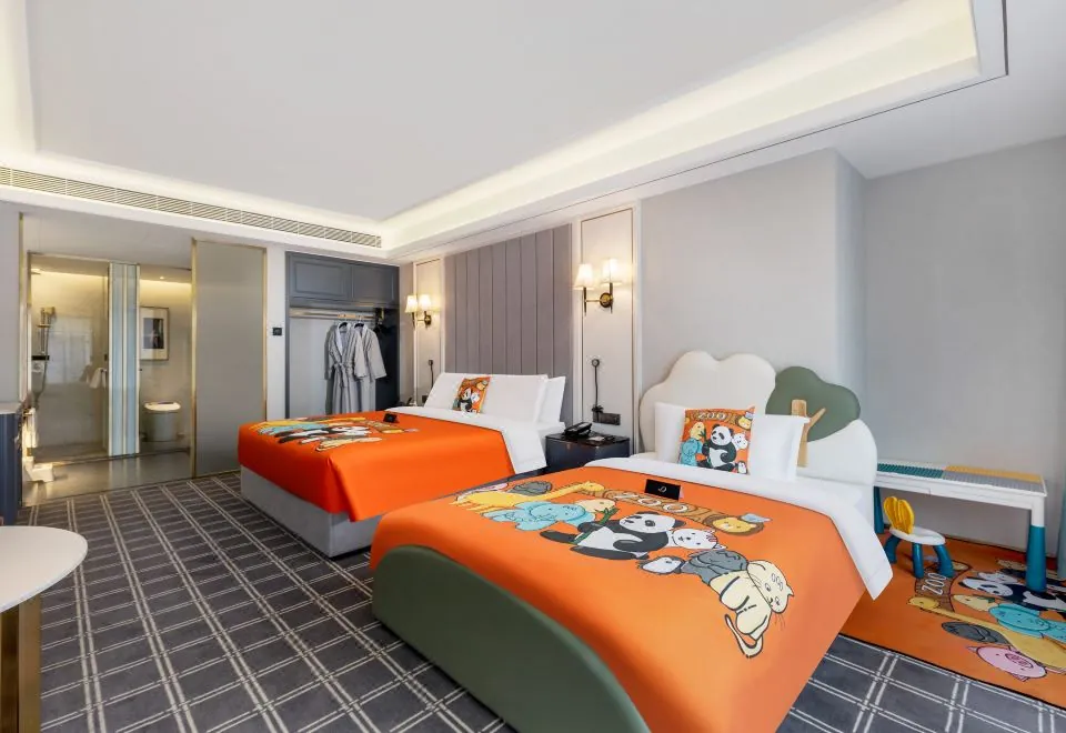 Deluxe Hotel