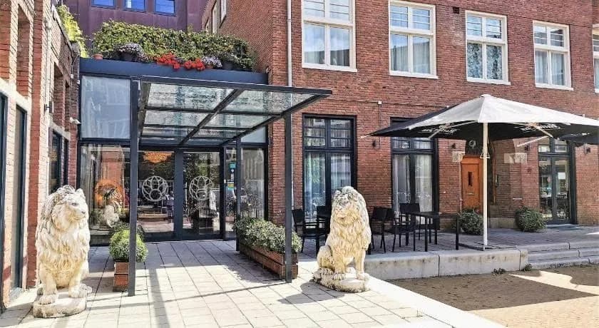 Chasse Hotel