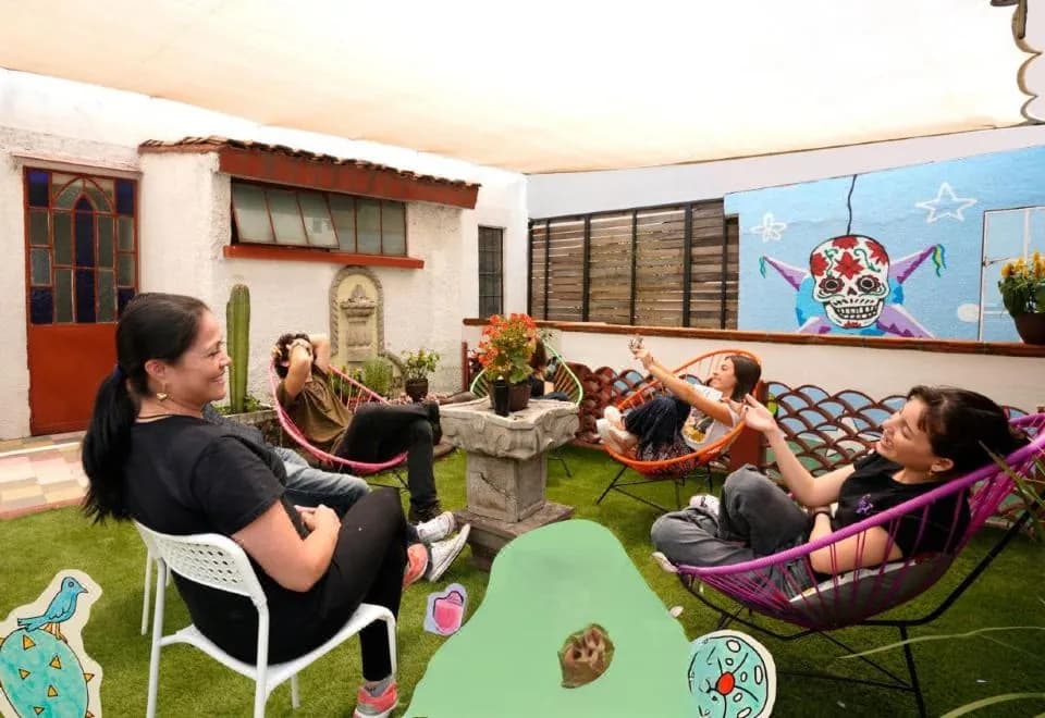 Hostal Fungi Casa Rosa