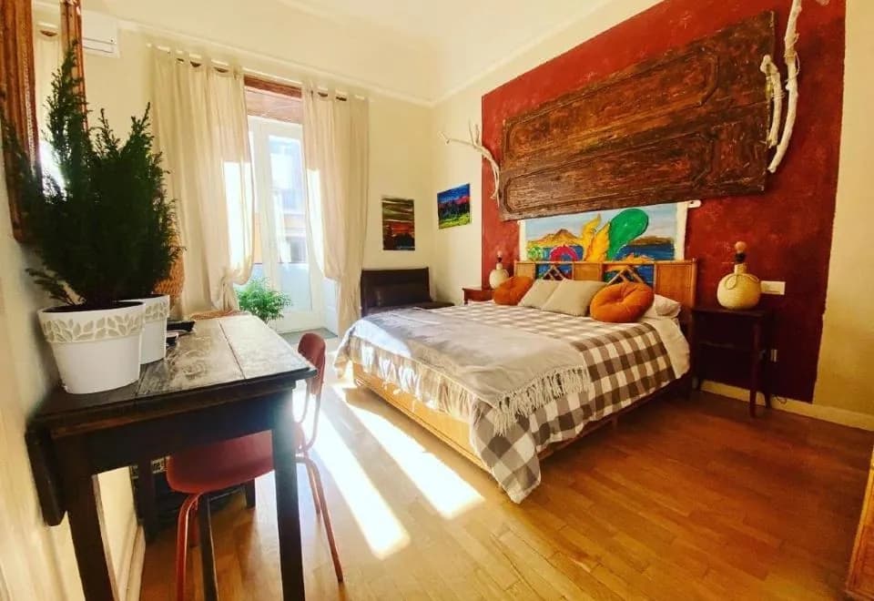 Corso 211 Beds & Suites