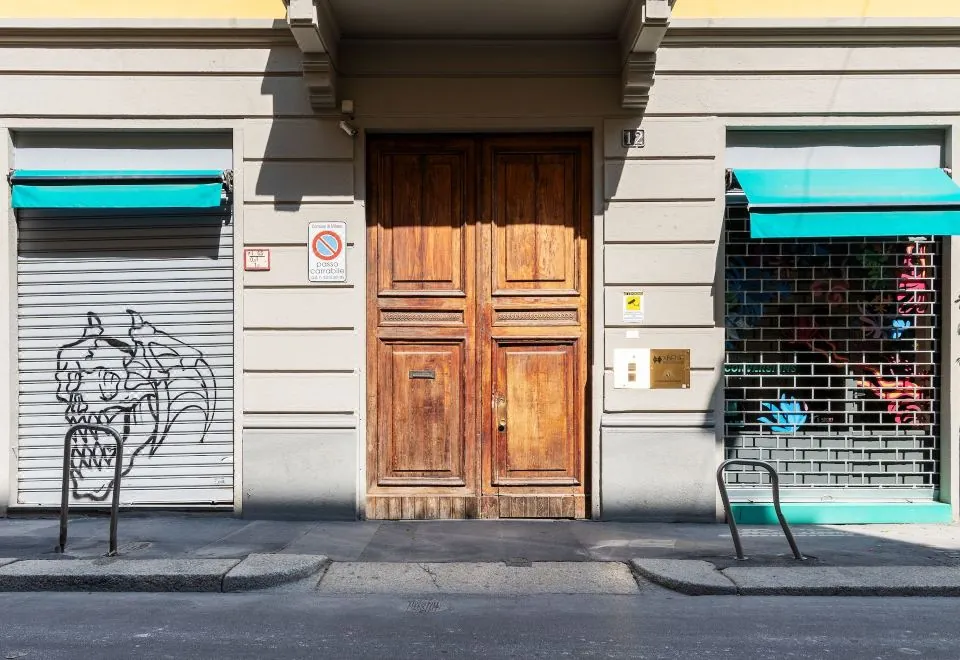 Easyhomes - Brera Luxury Suites