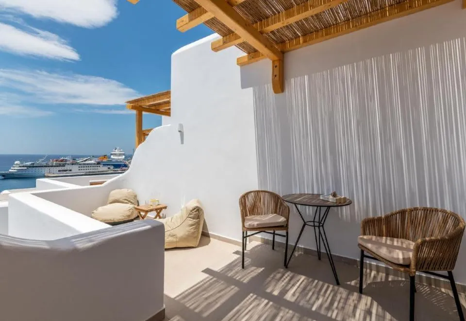 Avra Mykonos