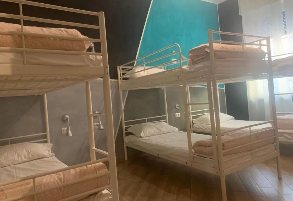Gloria Hostel