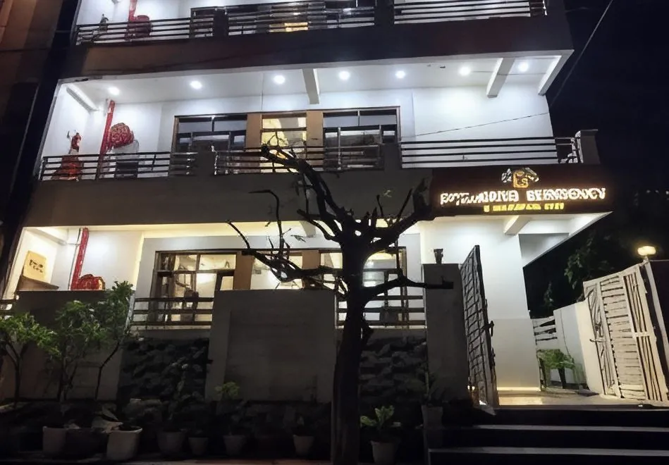 Hotel Aaradhya Residency