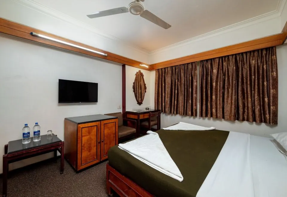 Hotel Balwas International