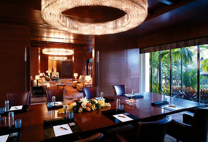 Shangri-La Hotel Bangkok, Serviced Apartments