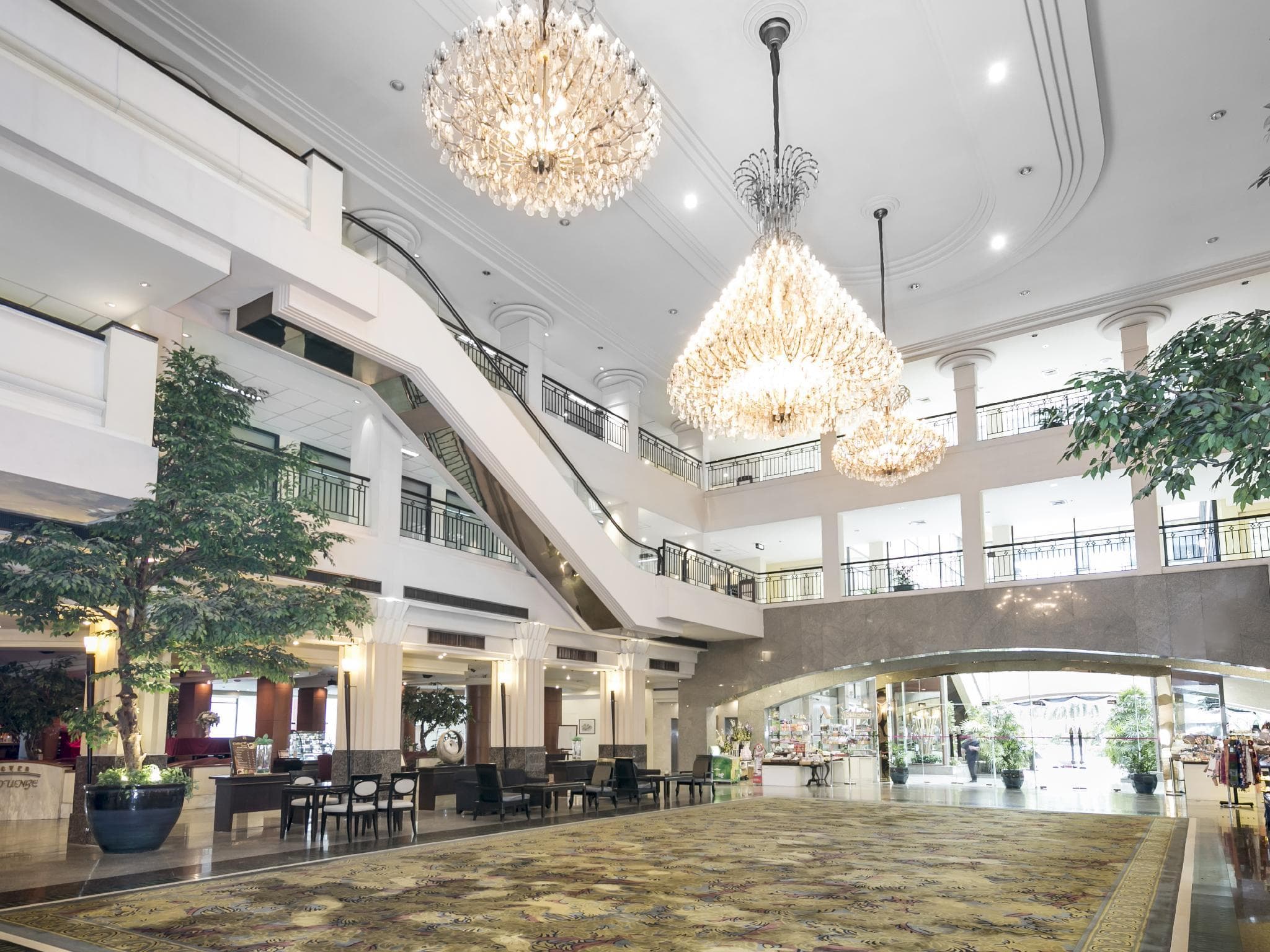 Twin Towers Hotel