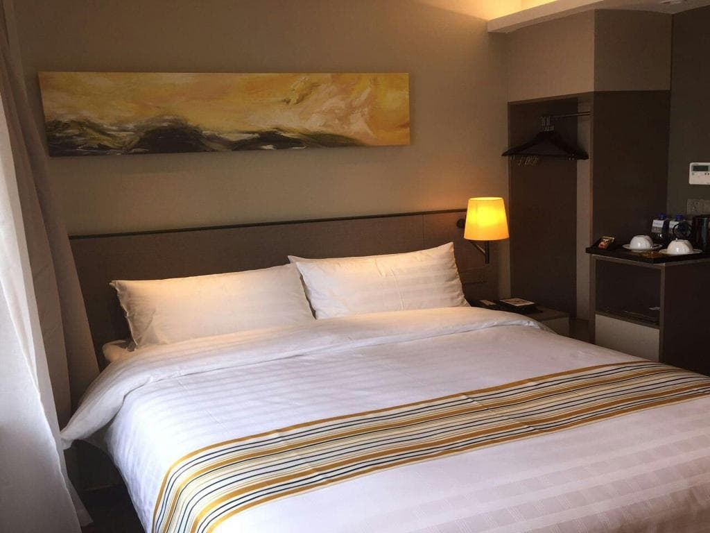 Home Inn Plus Shanghai New International Expo Center Yushan Road Yuanshen Sports