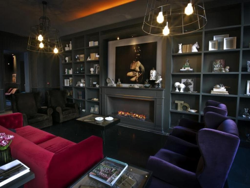 Fifty House Cellini