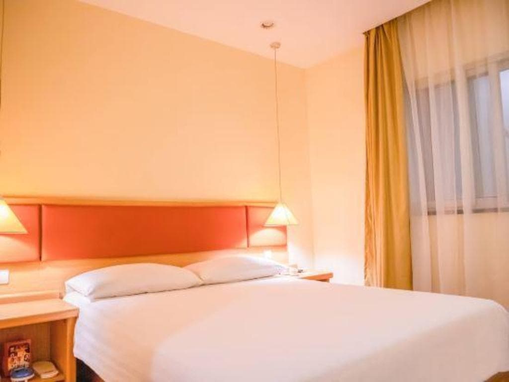 Homeinn ( Guangzhou Kecun station Dunhe Wanda Plaza)