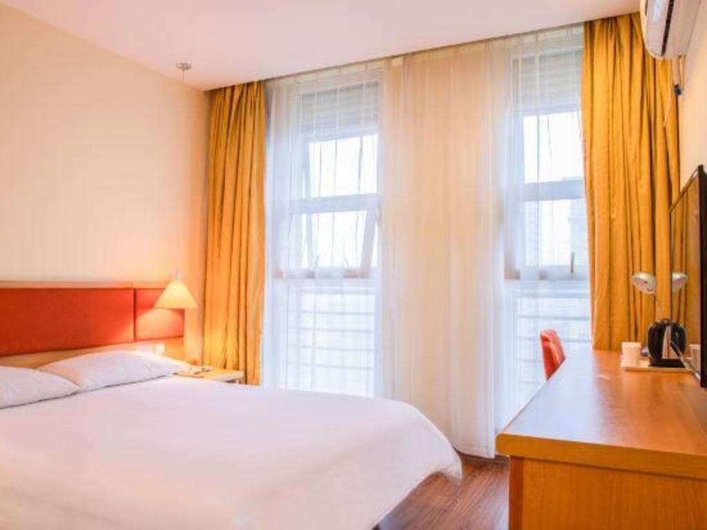 Homeinn ( Guangzhou Kecun station Dunhe Wanda Plaza)