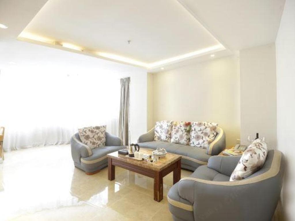 Feili International Hotel (Guangzhou Zhongshan Yidongshankou Subway Station)