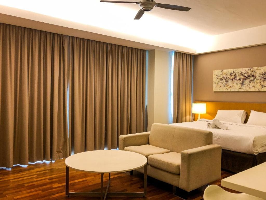 163 KLCC by Plush